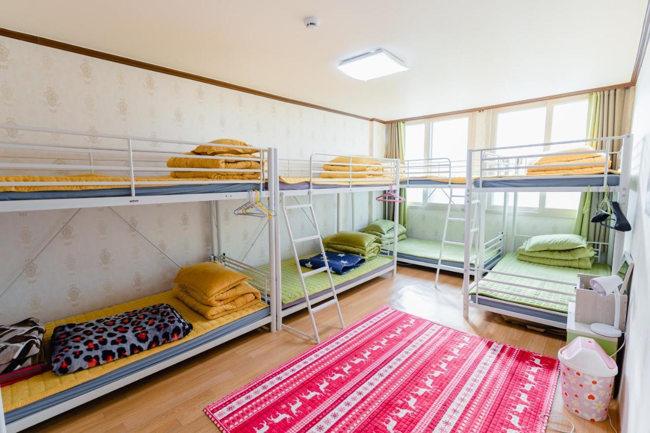Panda Guesthouse Кванджу Экстерьер фото