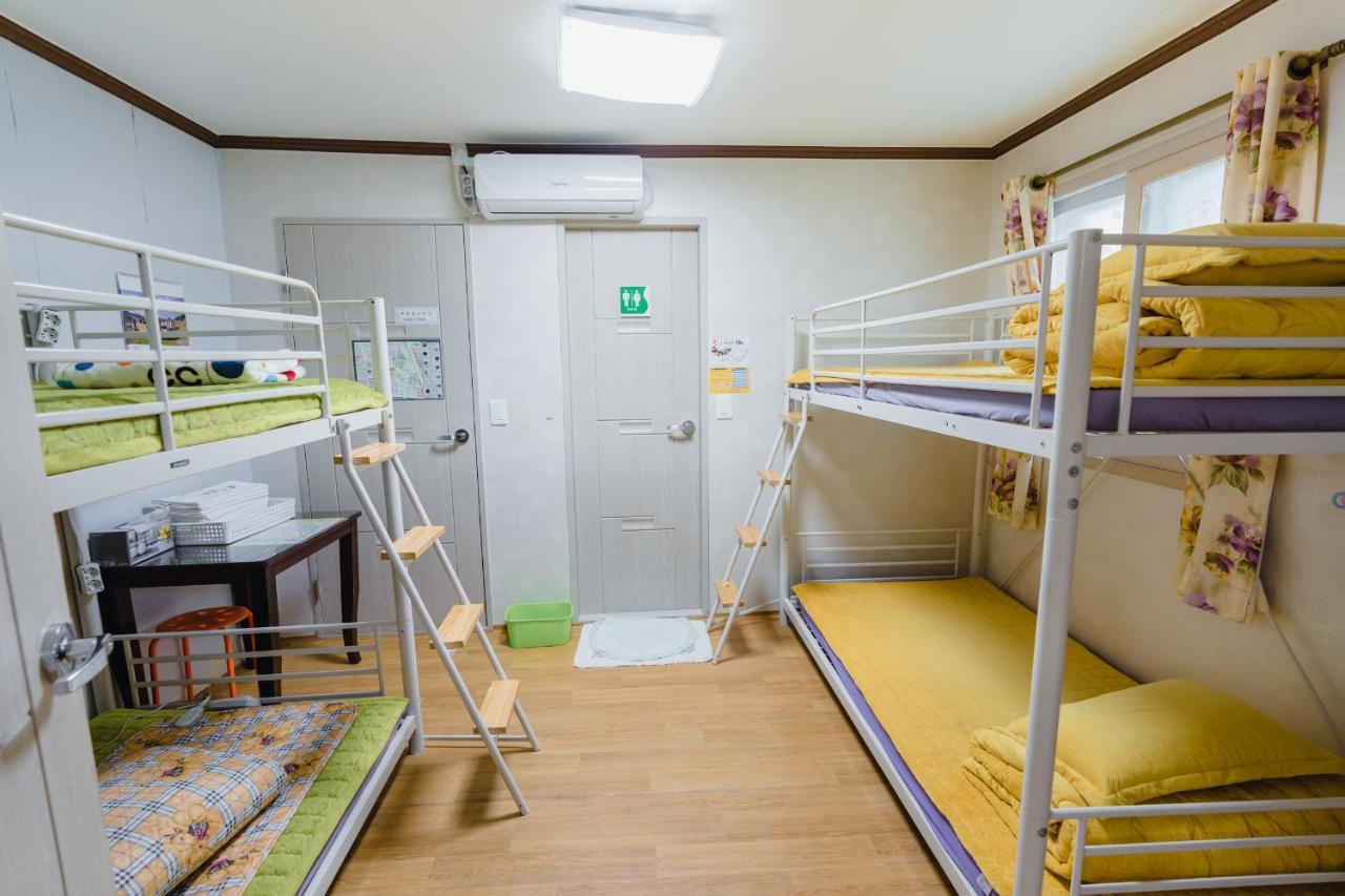Panda Guesthouse Кванджу Экстерьер фото