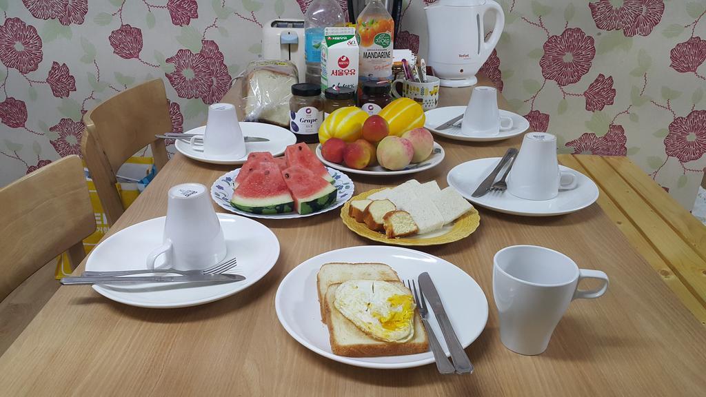 Panda Guesthouse Кванджу Экстерьер фото